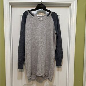 Max Studio - 2 Ply Gray Cashmere Sweater with Elbow Patches - size XL